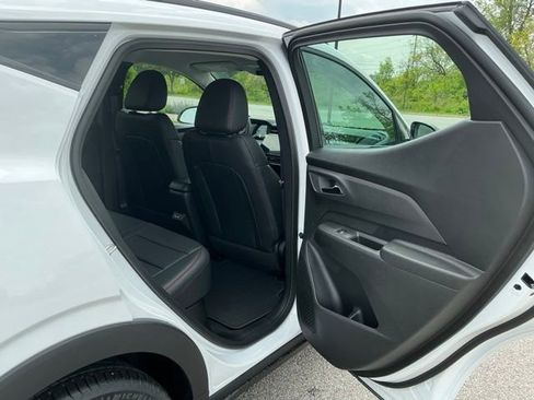 New 2027 Chevrolet Bolt RS FWD image 17