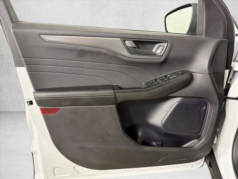 Used 2024 Ford Escape Active w/ Tech Pack #1 AWD/4WD image 11