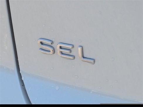 New 2026 Volkswagen Atlas Cross Sport SEL image 12