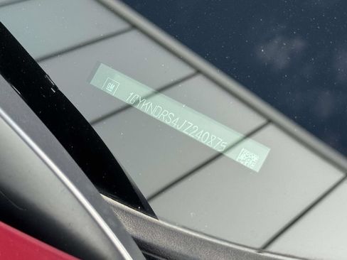 Used 2018 Cadillac XT5 Luxury w/ LPO, Black Ice Package AWD/4WD image 7