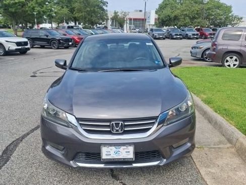 Used 2015 Honda Accord Sport image 2