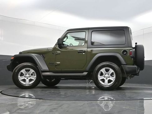 Used 2021 Jeep Wrangler Sport S image 28