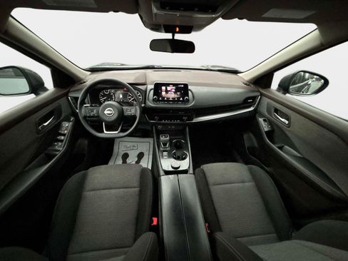 Certified 2023 Nissan Rogue SV image 13