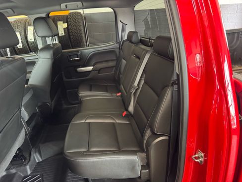 Used 2018 Chevrolet Silverado 1500 LT w/ All Star Edition AWD/4WD image 11