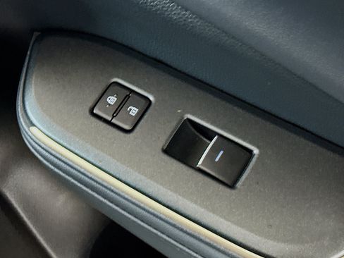 Used 2023 Toyota Crown Platinum AWD/4WD image 29