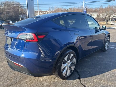 Used 2024 Tesla Model Y Long Range image 7