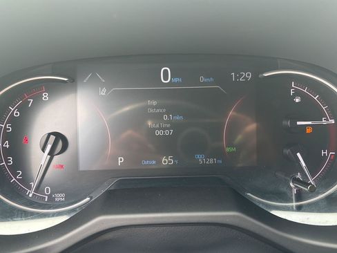 Used 2024 Toyota RAV4 XLE FWD image 11