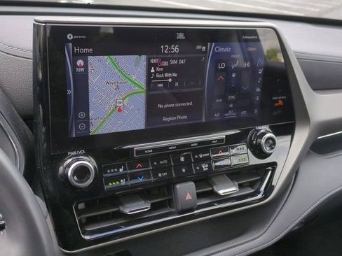 Used 2020 Toyota Highlander Limited AWD/4WD image 12