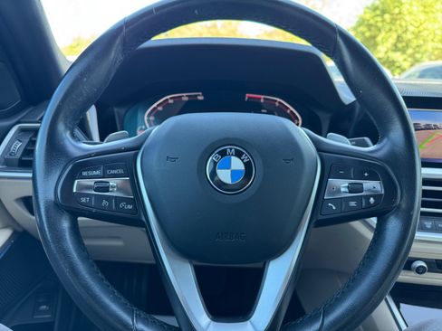 Used 2021 BMW 330i Sedan w/ Convenience Package RWD image 9