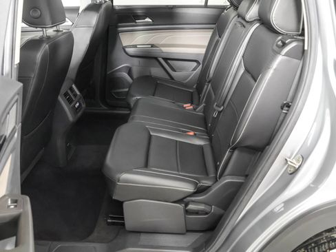 Used 2023 Volkswagen Atlas SEL AWD/4WD image 37