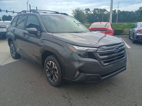 New 2026 Subaru Forester Premium AWD/4WD image 3