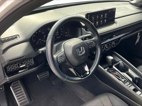 Used 2023 Honda Accord Sport image 17