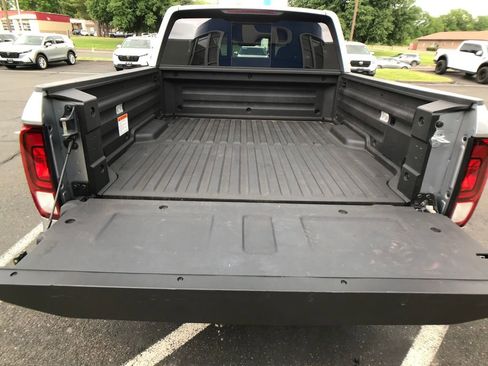 Certified 2024 Honda Ridgeline RTL image 9