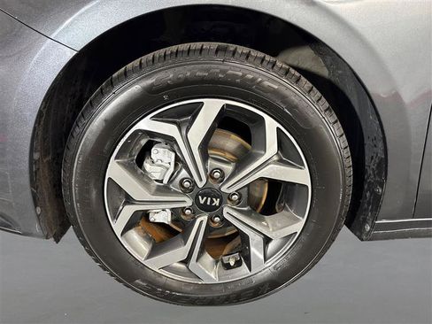 Used 2020 Kia Forte LXS image 21