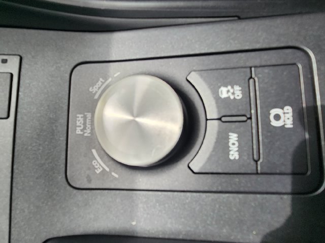 Used 2025 Lexus IS 350 F Sport RWD image 16