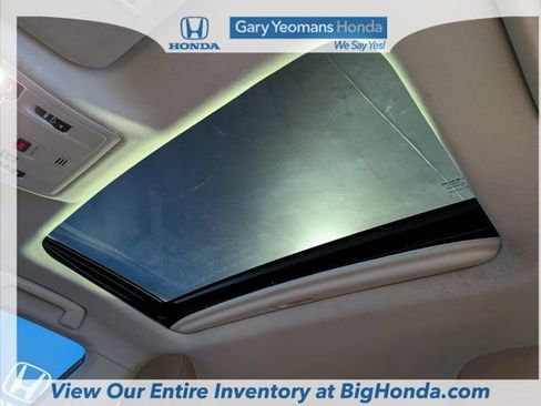 Used 2016 Lexus ES 350 w/ Premium Package w/Wood Trim FWD image 21