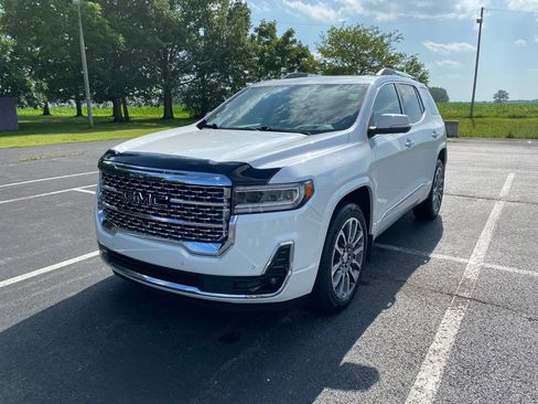 Used 2021 GMC Acadia Denali w/ Denali Ultimate Package AWD/4WD image 3
