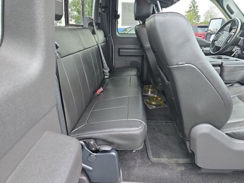 Used 2015 Ford F250 Lariat w/ Camper Package image 27