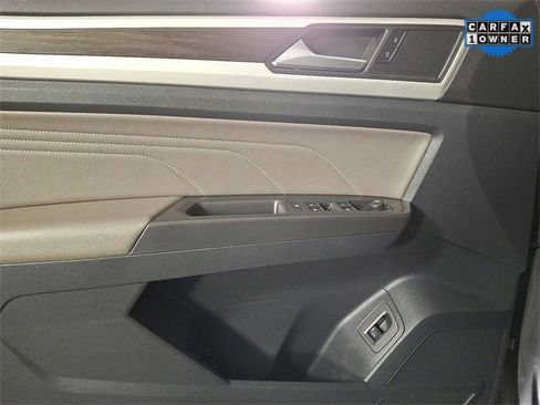 Used 2022 Volkswagen Atlas SE image 16