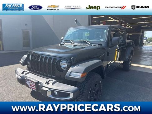 Used 2023 Jeep Gladiator Sport AWD/4WD image 1