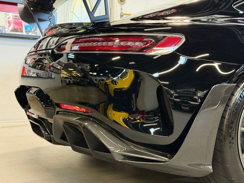 Used 2020 Mercedes-Benz AMG GT R image 23