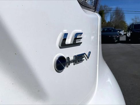 Certified 2025 Toyota Corolla LE image 10