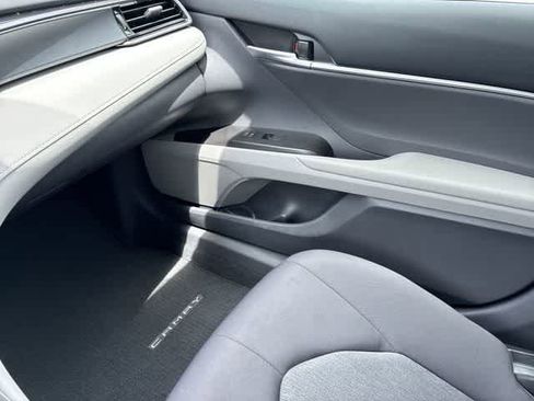Used 2024 Toyota Camry LE FWD image 31