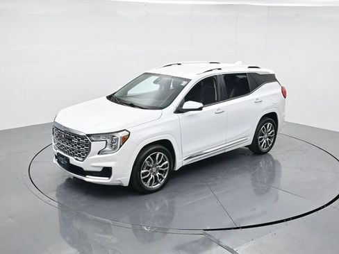 Used 2022 GMC Terrain Denali image 43