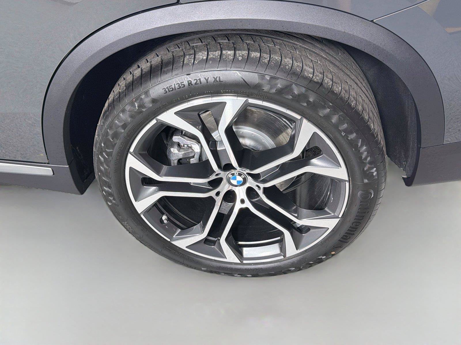 New 2026 BMW X5 sDrive40i w/ Climate Comfort Package RWD image 32