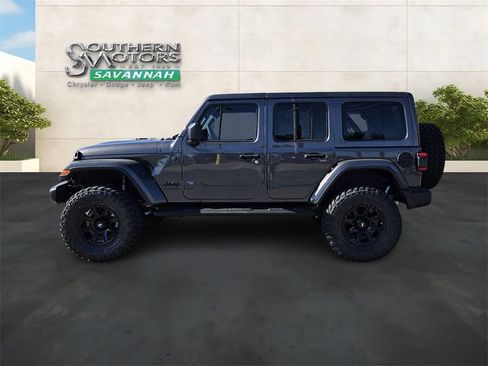 New 2025 Jeep Wrangler Unlimited Sahara w/ Technology Group AWD/4WD image 2
