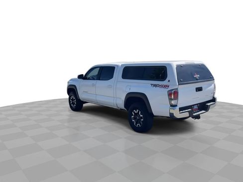Used 2021 Toyota Tacoma TRD Off-Road AWD/4WD image 6