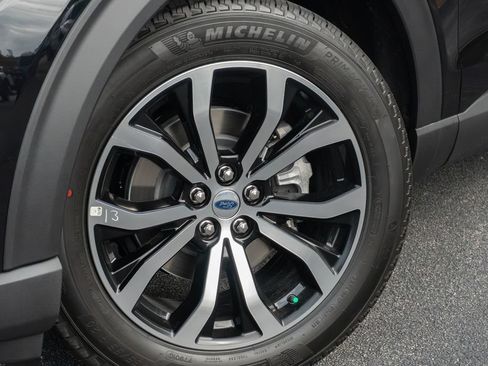 New 2026 Ford Explorer ST-Line RWD image 2