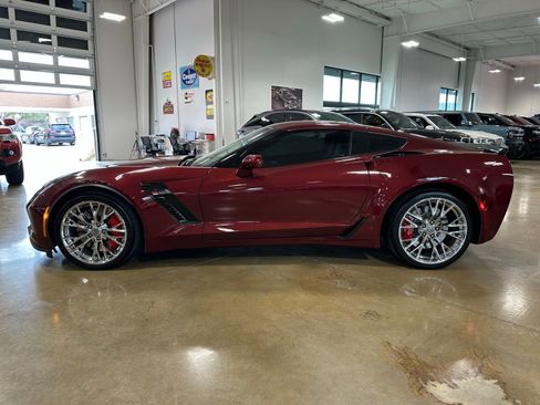 Used 2016 Chevrolet Corvette Z06 w/ 2LZ Preferred Equipment Group image 5