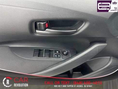 Used 2023 Toyota Corolla LE image 17