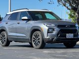 Used 2021 Chevrolet TrailBlazer ACTIV w/ Sun and Liftgate Package image 2