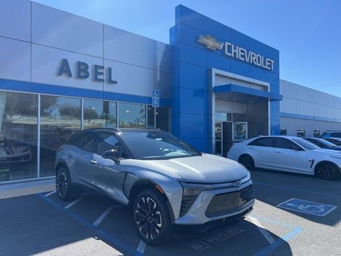 New 2026 Chevrolet Blazer EV RS image 2