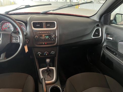 Used 2013 Dodge Avenger SE FWD image 9
