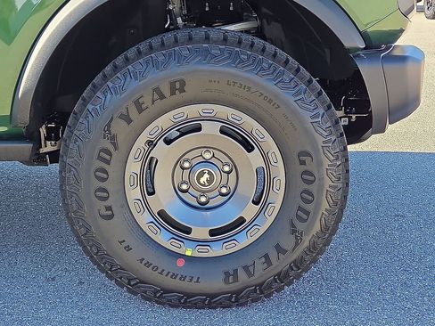 New 2025 Ford Bronco Badlands w/ Sasquatch Package image 7