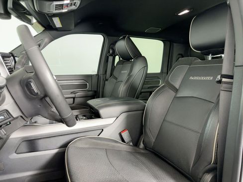 Used 2024 RAM 2500 Laramie w/ Sport Appearance Package image 4