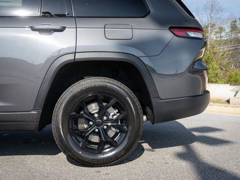New 2026 Jeep Grand Cherokee L 4WD image 6