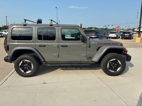 Used 2020 Jeep Wrangler Unlimited Rubicon AWD/4WD image 9