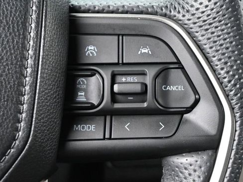 Used 2024 Toyota Tacoma TRD Off-Road AWD/4WD image 6