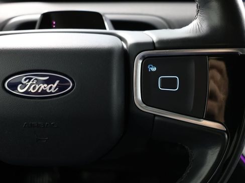 Used 2025 Ford Expedition Platinum AWD/4WD image 29