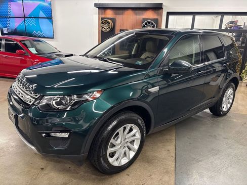Used 2017 Land Rover Discovery Sport HSE image 3