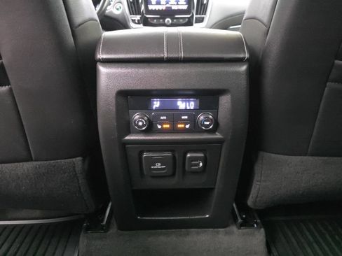Used 2020 Chevrolet Traverse High Country AWD/4WD image 51
