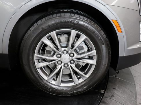 Used 2023 Cadillac XT5 Premium Luxury image 9