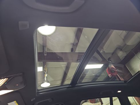 Used 2021 BMW X3 xDrive30i w/ M Sport Package image 30