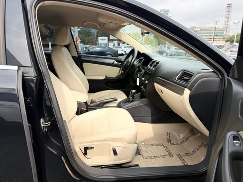 Used 2014 Volkswagen Jetta TDI FWD image 31
