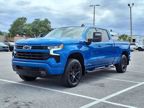 Used 2024 Chevrolet Silverado 1500 RST AWD/4WD image 3