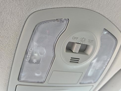 Used 2014 Toyota Prius V Three FWD image 24